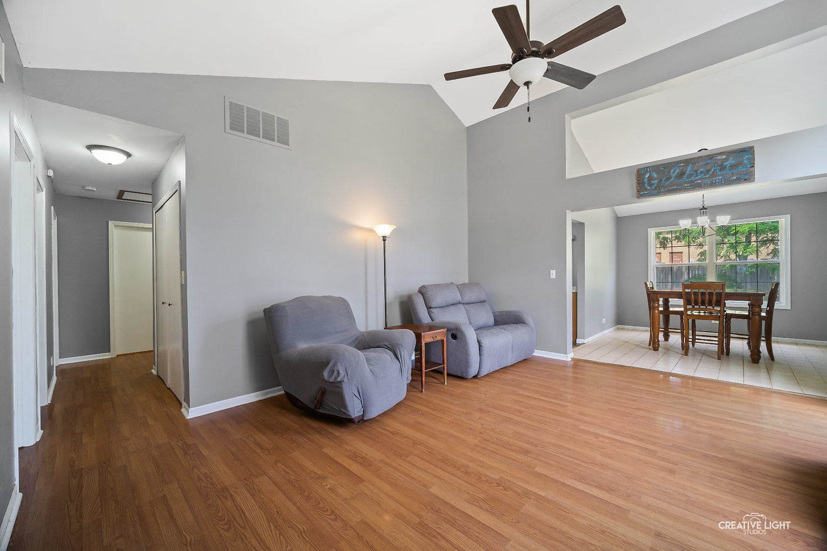 453 Prairieview Drive Oswego, IL 60543 - Photo 4 of 17