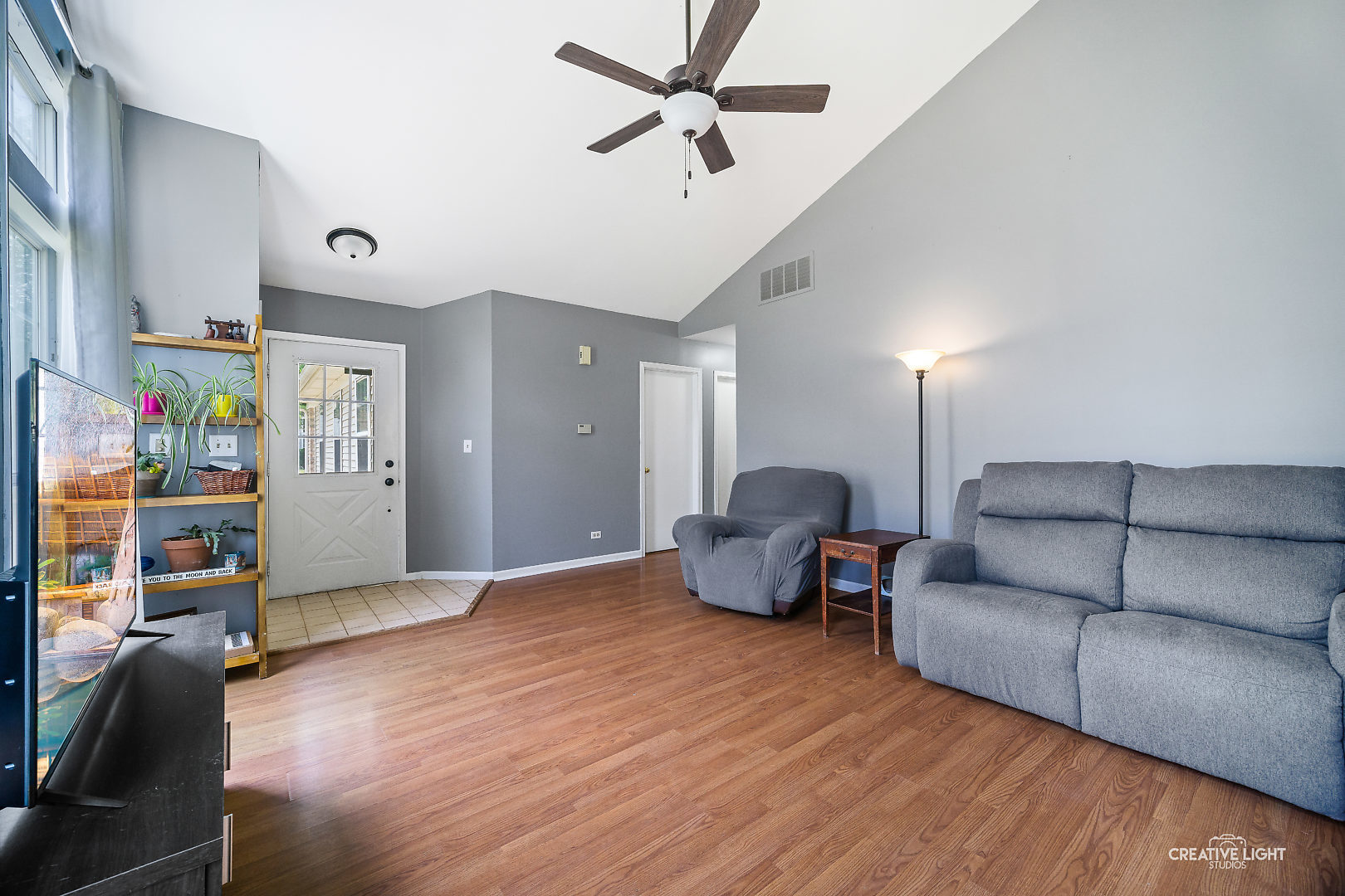 453 Prairieview Drive Oswego, IL 60543 - Photo 6 of 17