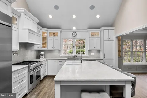 $974,000 | 54 Meetinghouse Court, Shamong, NJ 08088