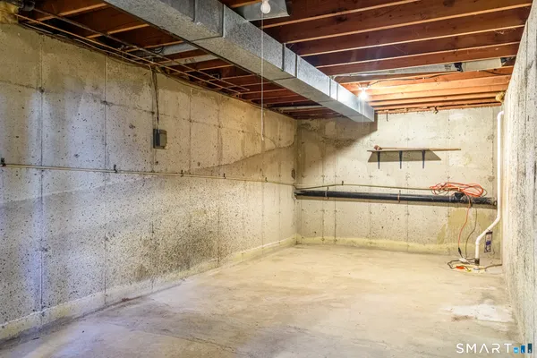 $279,900 | 23 Happy Hollow Circle, Unit C, Stratford, CT 06614