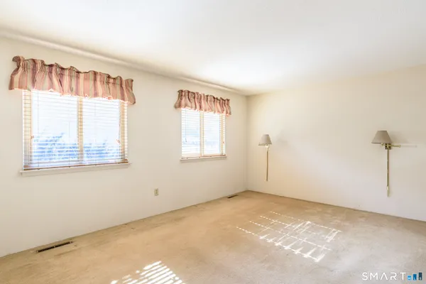 $279,900 | 23 Happy Hollow Circle, Unit C, Stratford, CT 06614