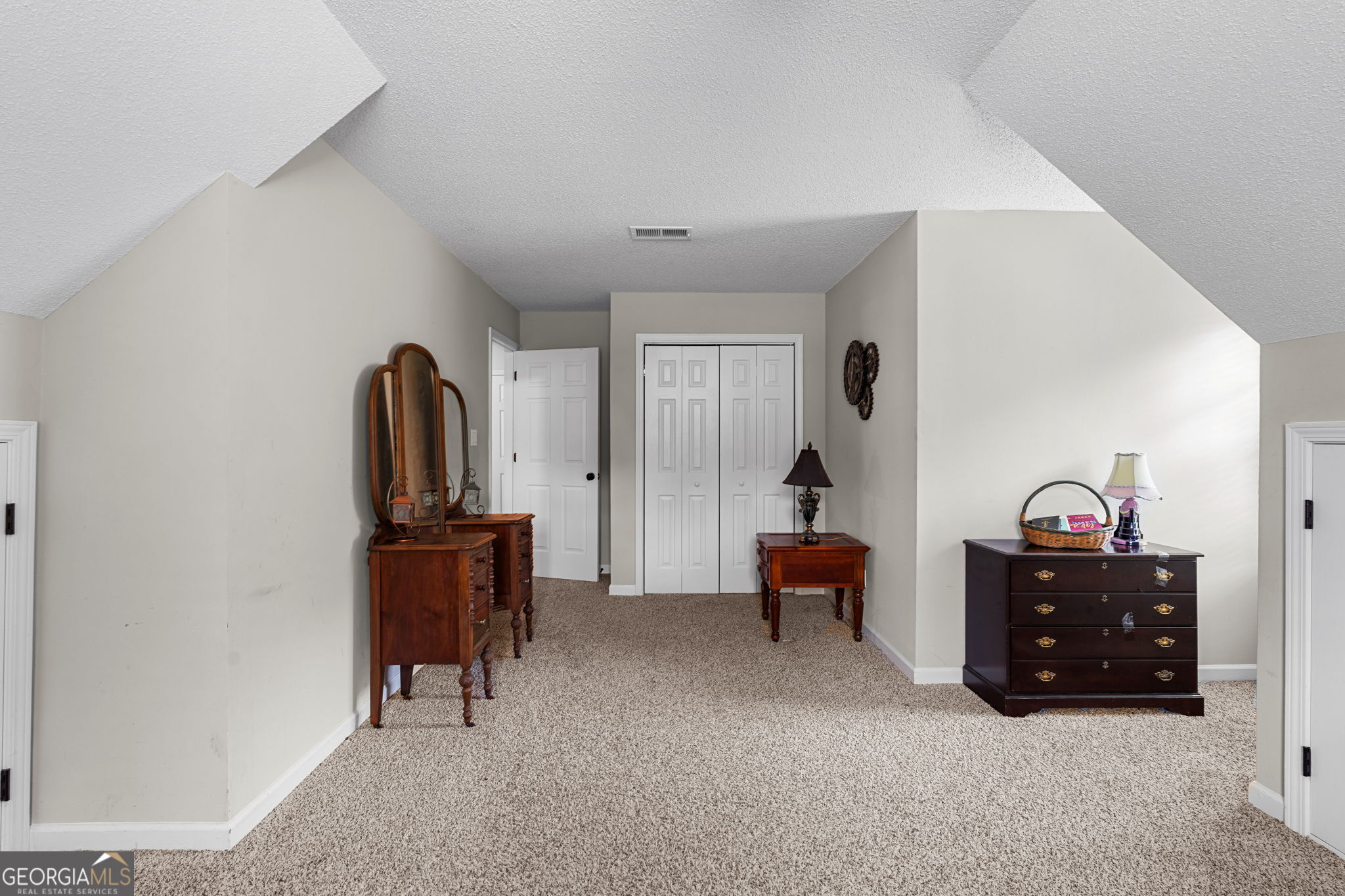 375 Gaelic Way Tyrone, GA 30290 - Photo 36 of 54 a living room with furniture