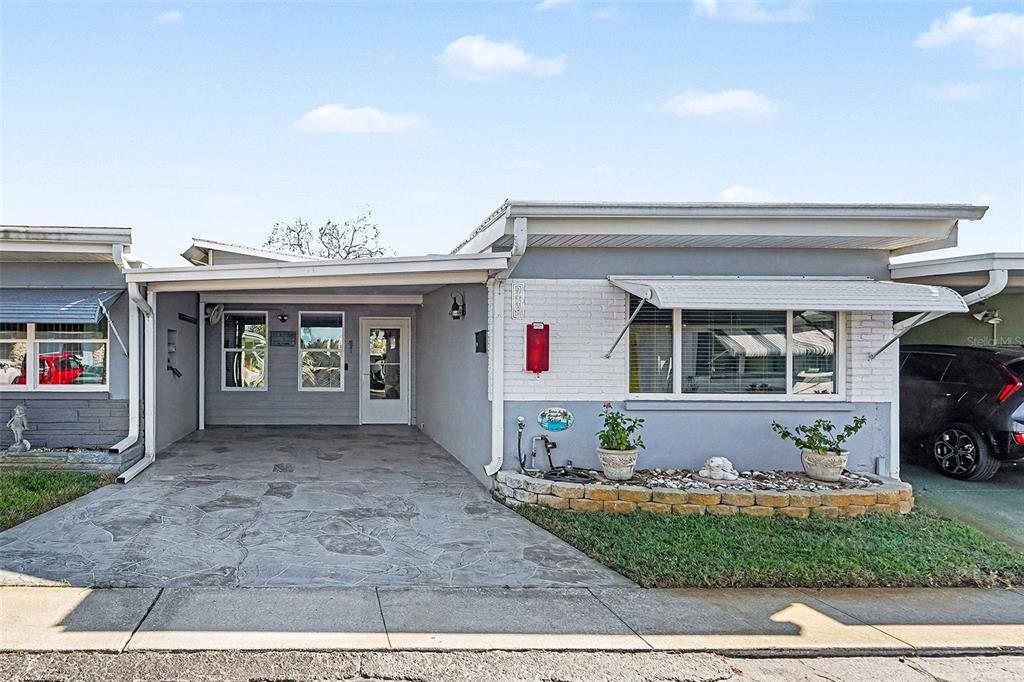 250 Rosery Road Northwest, Unit 219 Largo, FL 33770 - Photo 2 of 26