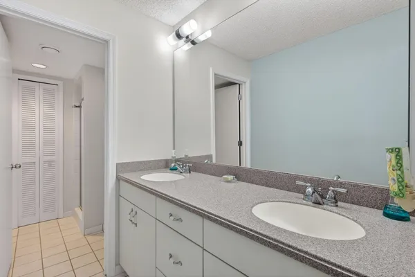 $6,000 | 10980 South Ocean Drive, Unit 311, Jensen Beach, FL 34957