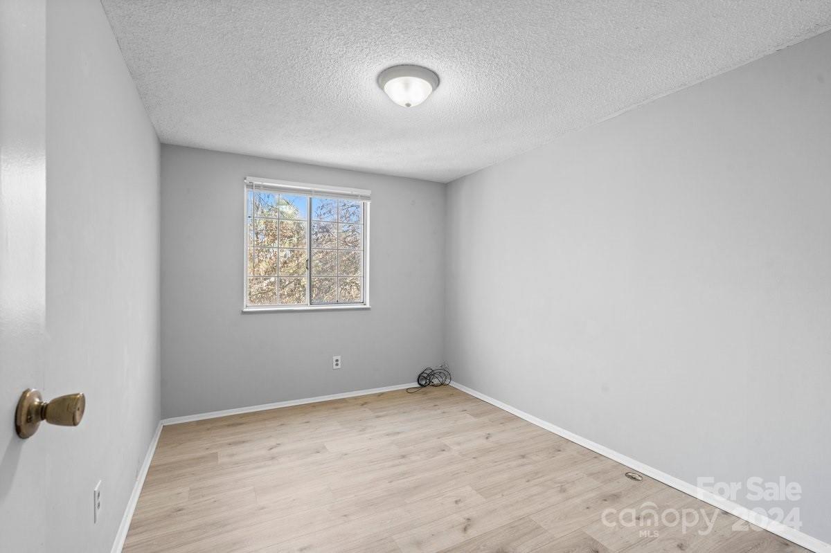8268 Knights Bridge Road Charlotte, NC 28210 - Photo 21 of 24 Gallery Image 21