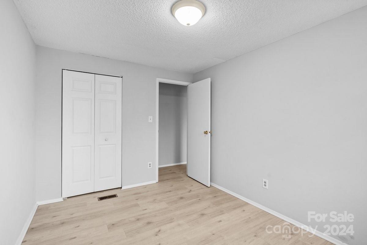 8268 Knights Bridge Road Charlotte, NC 28210 - Photo 22 of 24 Gallery Image 22