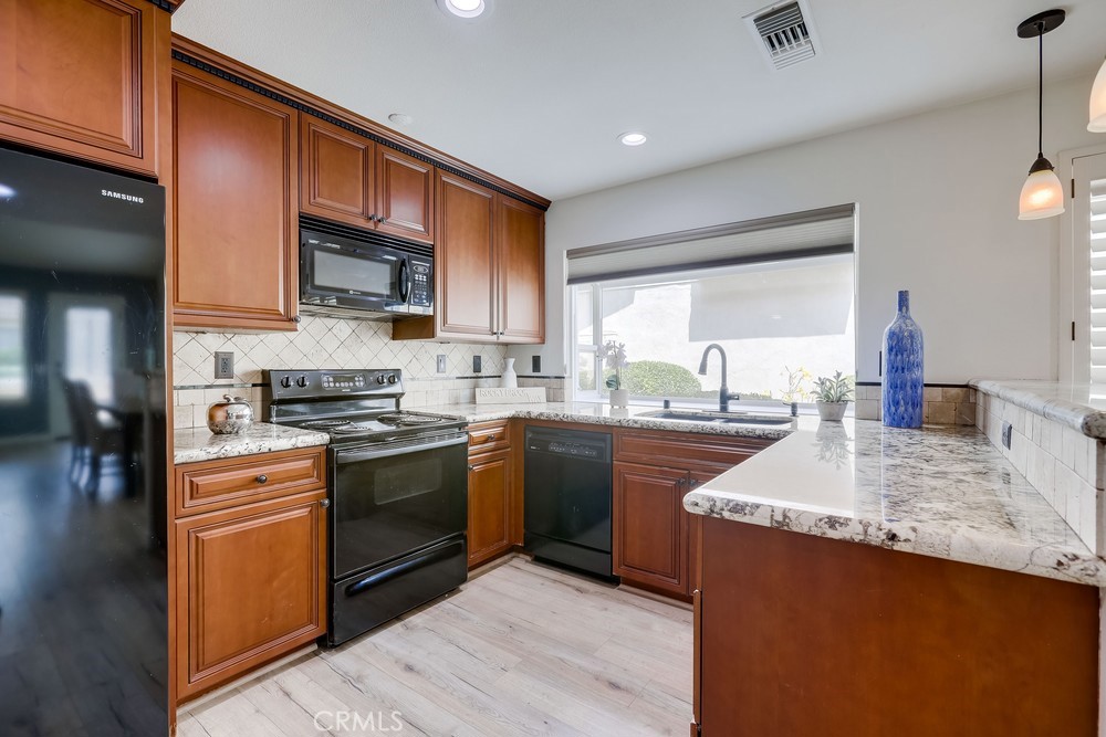 7712 Rockybrook Way Stanton, CA 92841 - Photo 18 of 40