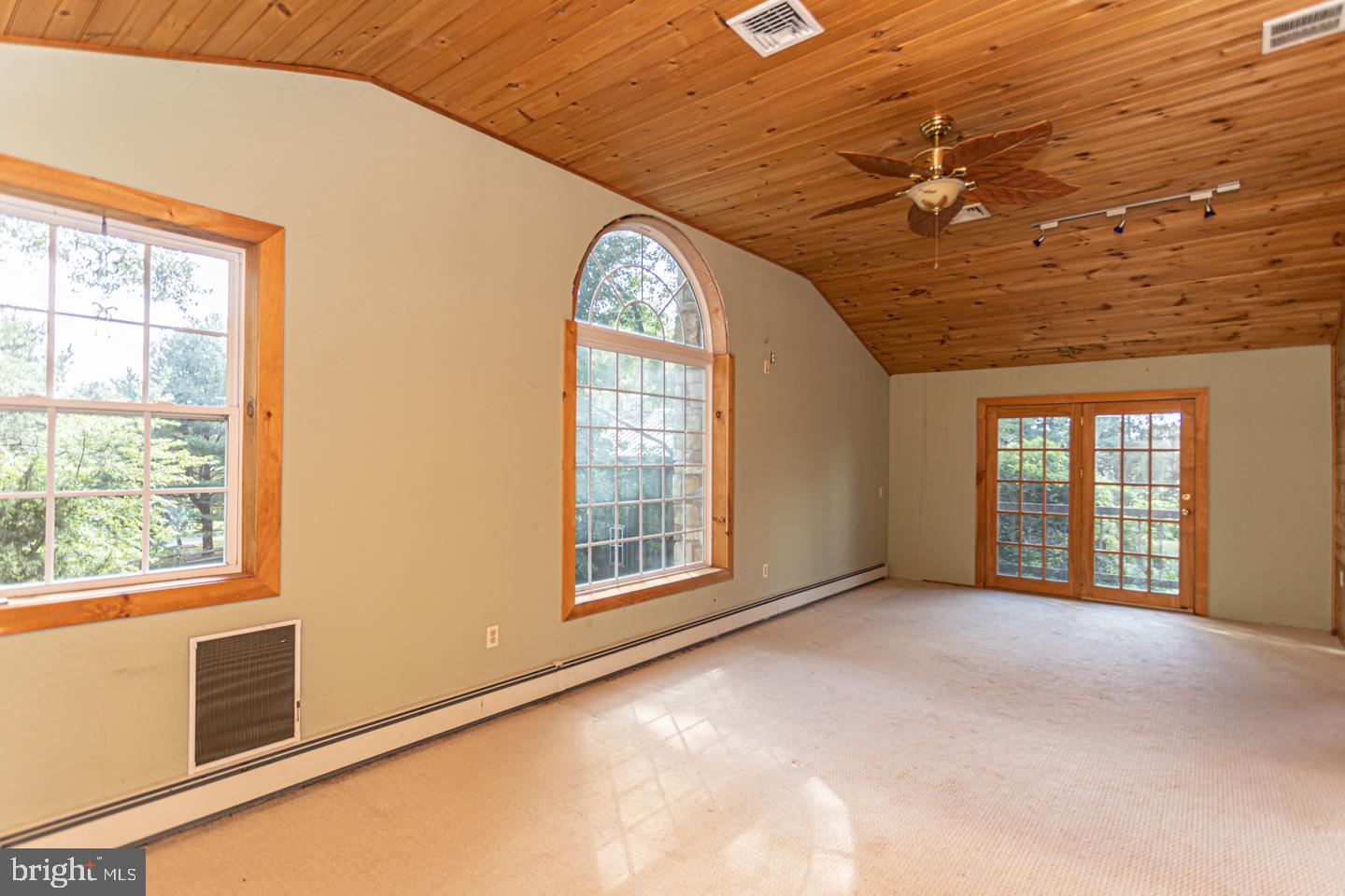 1065 Eagle Road Newtown, PA 18940 - Photo 17 of 41