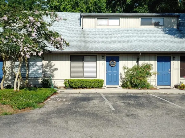 $1,375 | 3504 Northwest 37th Avenue, Gainesville, FL 32605