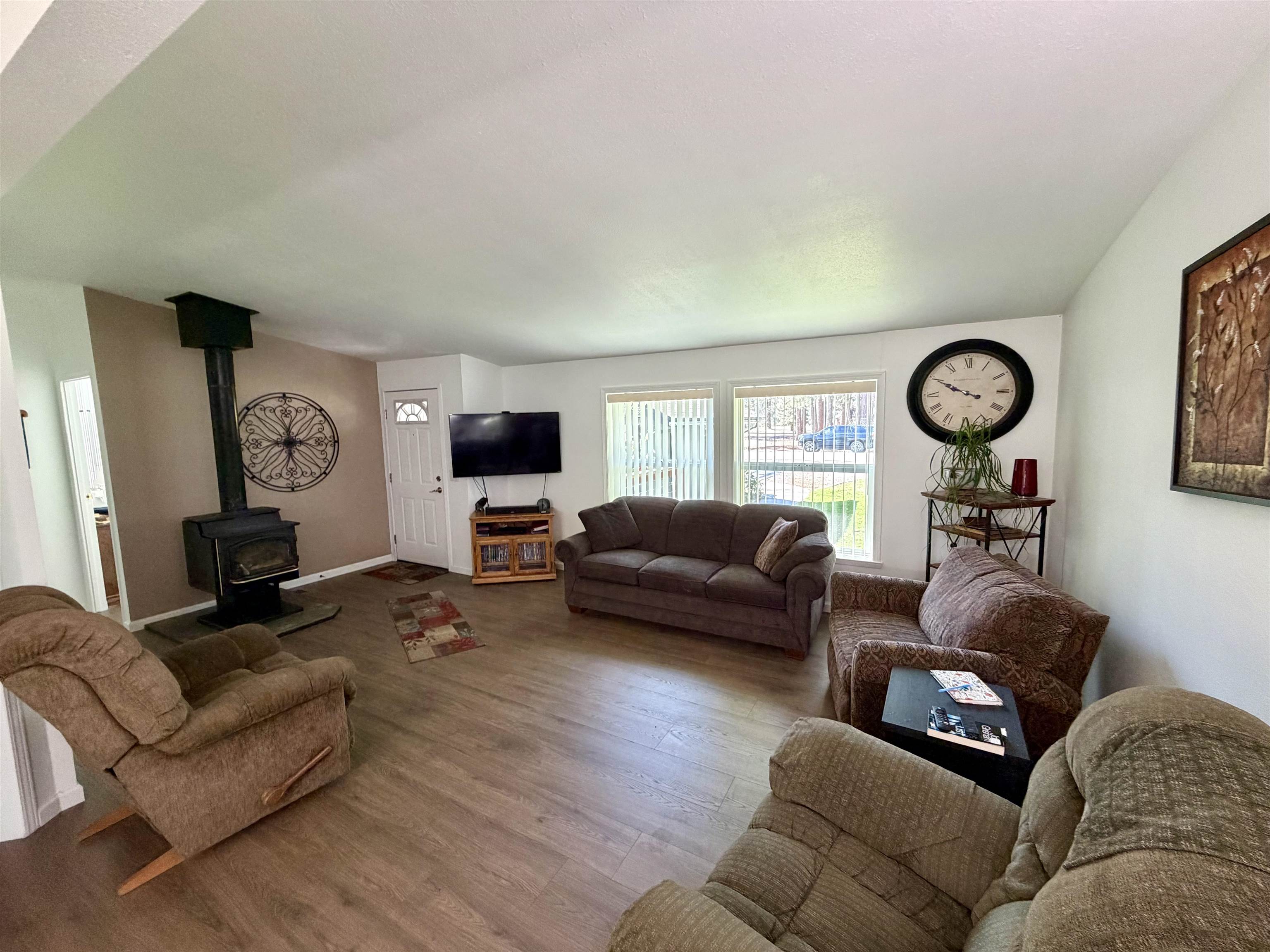 591 Willhoite Road Chester, CA 96020 - Photo 4 of 38 Gallery Image 4