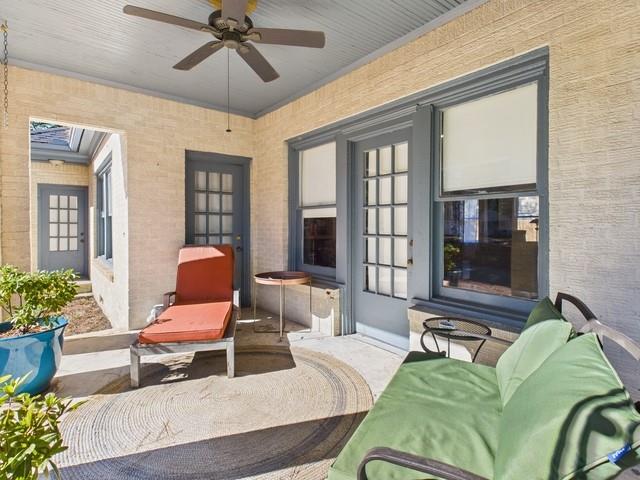 226 South Pinkerton Street Athens, TX 75751 - Photo 1 of 35 a living room with furniture and a potted plant