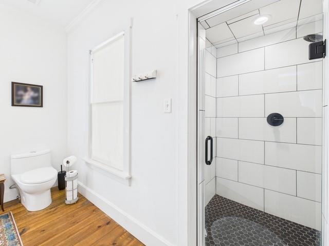 226 South Pinkerton Street Athens, TX 75751 - Photo 19 of 35 a bathroom with a sink and toilet