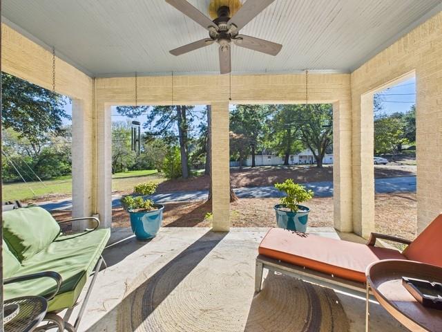 226 South Pinkerton Street Athens, TX 75751 - Photo 22 of 35 a room with furniture and a large window