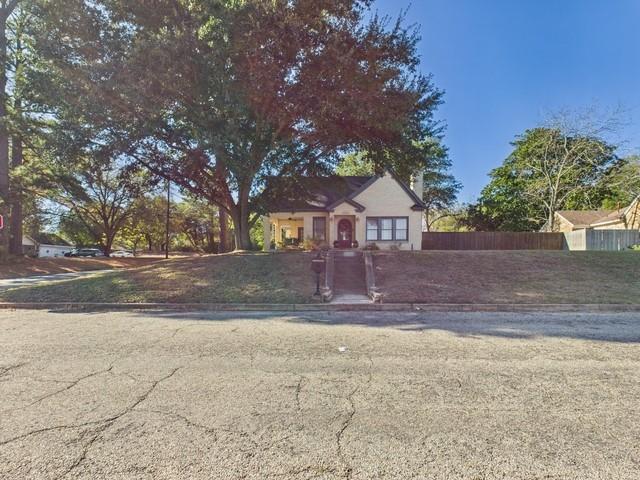 226 South Pinkerton Street Athens, TX 75751 - Photo 28 of 35 a view of road and trees