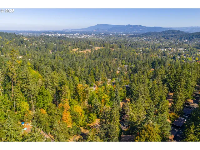 $268,500 | 418 Stonewood Drive, Eugene, OR 97405