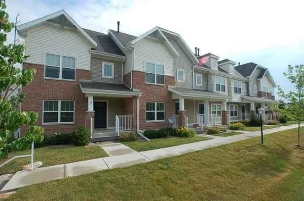 $335,000 | 707 Cricket Lane, Unit 5, Middleton, WI 53562