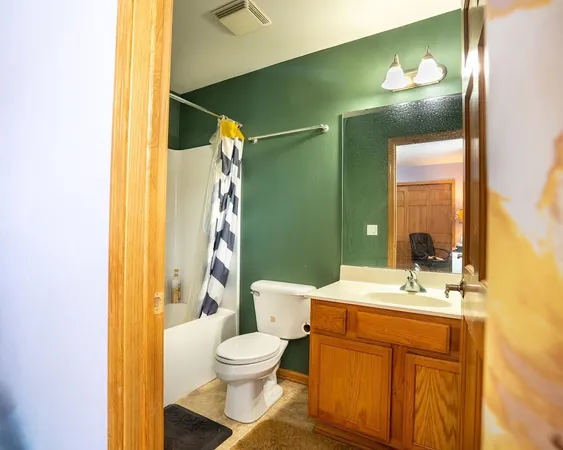 $335,000 | 707 Cricket Lane, Unit 5, Middleton, WI 53562