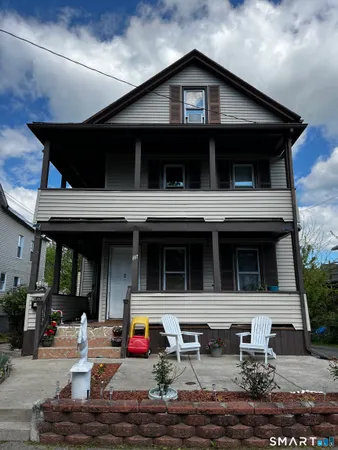 $1,600 | 39 Holmes Avenue, Unit 2, New Britain, CT 06053