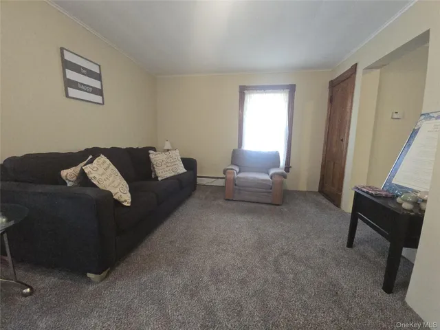 $1,400 | 59 Bridge Street, Unit 2, Wallkill, NY 12589