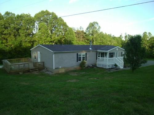 348 Cupp Ridge Road New Tazewell, TN 37825 - Photo 1 of 18 348 cupp ridge road pic 1