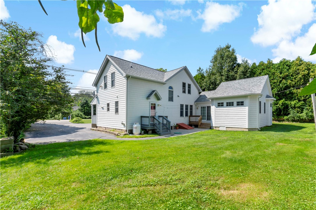 813 S Road South Kingstown, RI 02879 - Photo 31 of 32 Gallery Image 31