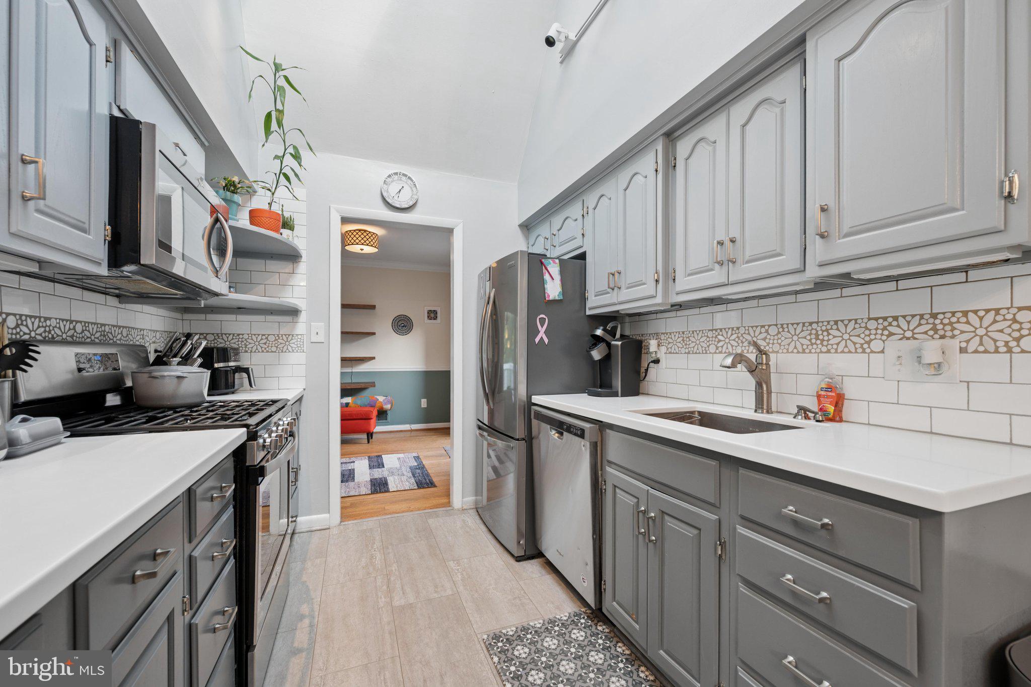 14007 Manorvale Road Rockville, MD 20853 - Photo 12 of 65 Kitchen