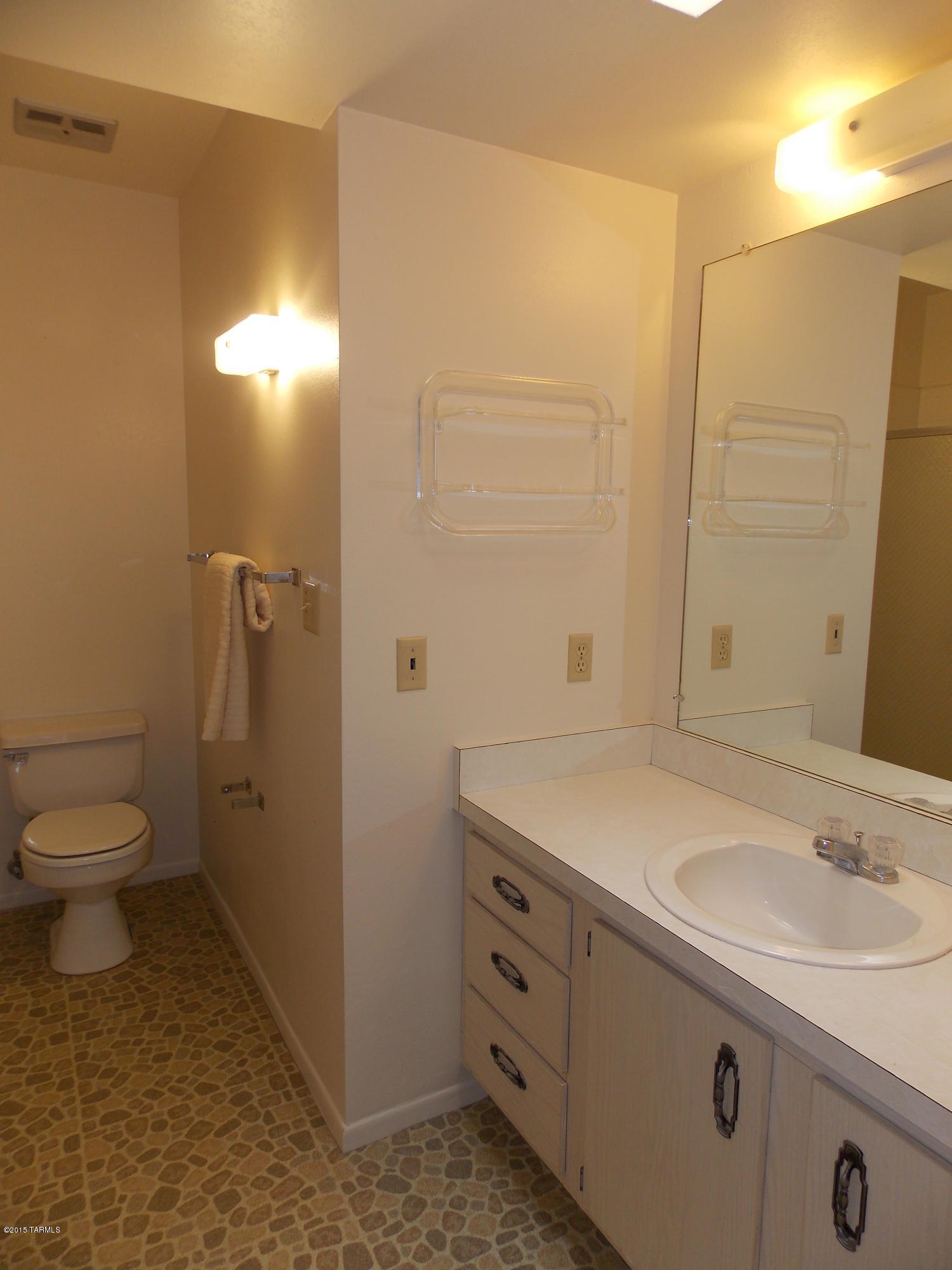 4820 East Fort Lowell Road, Unit D Tucson, AZ 85712 - Photo 12 of 17 Gallery Image 12