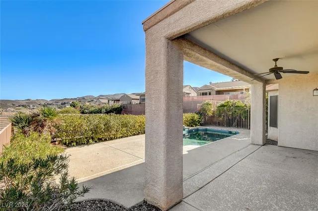 $455,000 | 2070 King Mesa Drive, Henderson, NV 89012