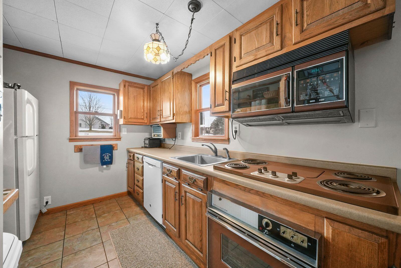 9351 East 50 Road Cadillac, MI 49601 - Photo 10 of 43 015