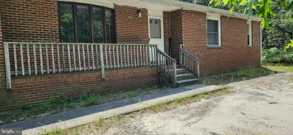 $2,700 | 1560 County Road 539, Little Egg Harbor, NJ 08087