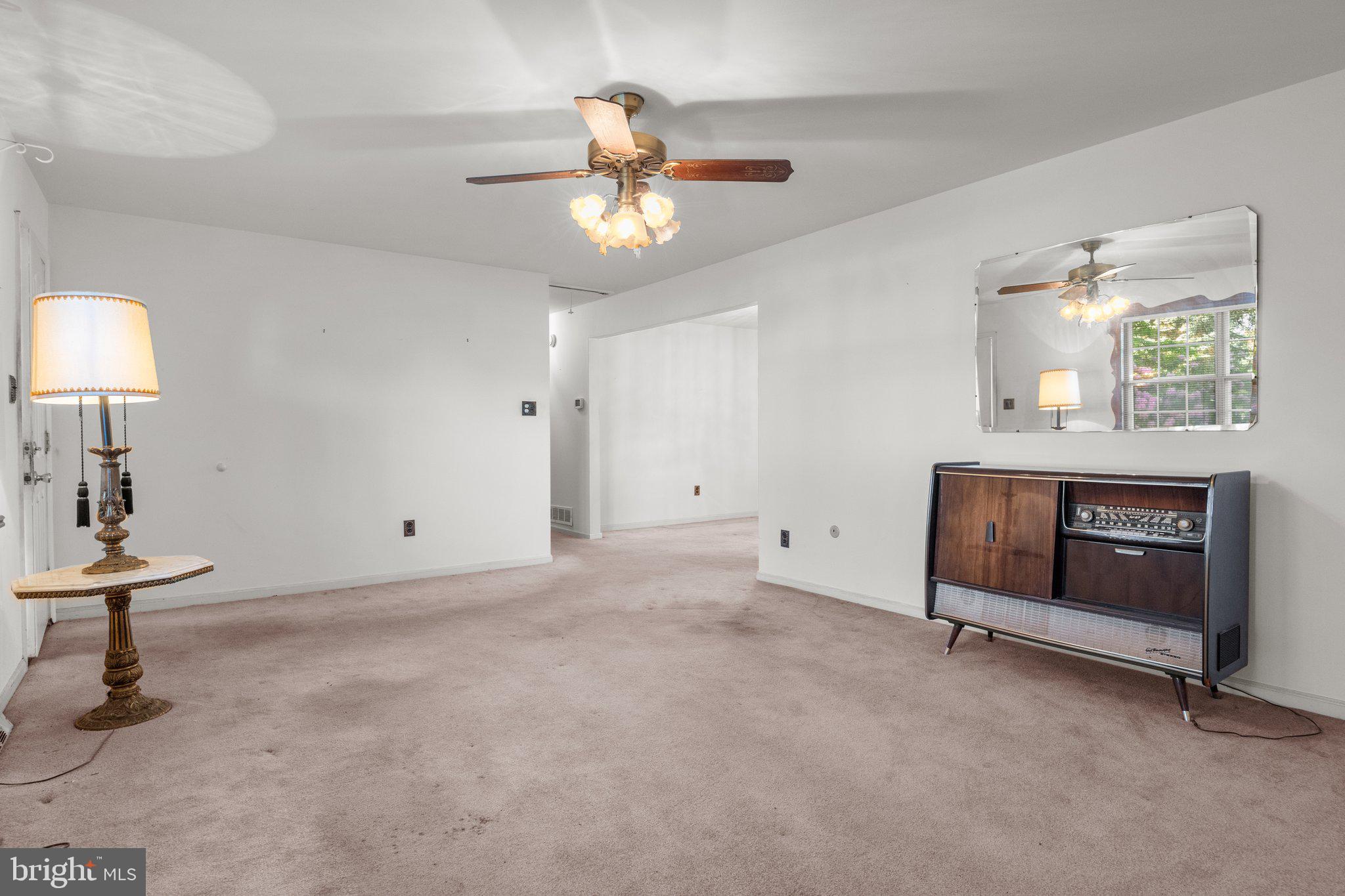 1190 Orchid Road Warminster, PA 18974 - Photo 6 of 26 Gallery Image 6