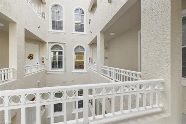 $748,900 | 1590 Clermont Drive, Unit K303, Naples, FL 34109