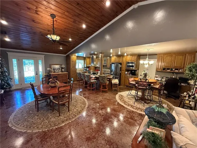 $529,347 | 2951 Cr 2625 Road, Pawhuska, OK 74056