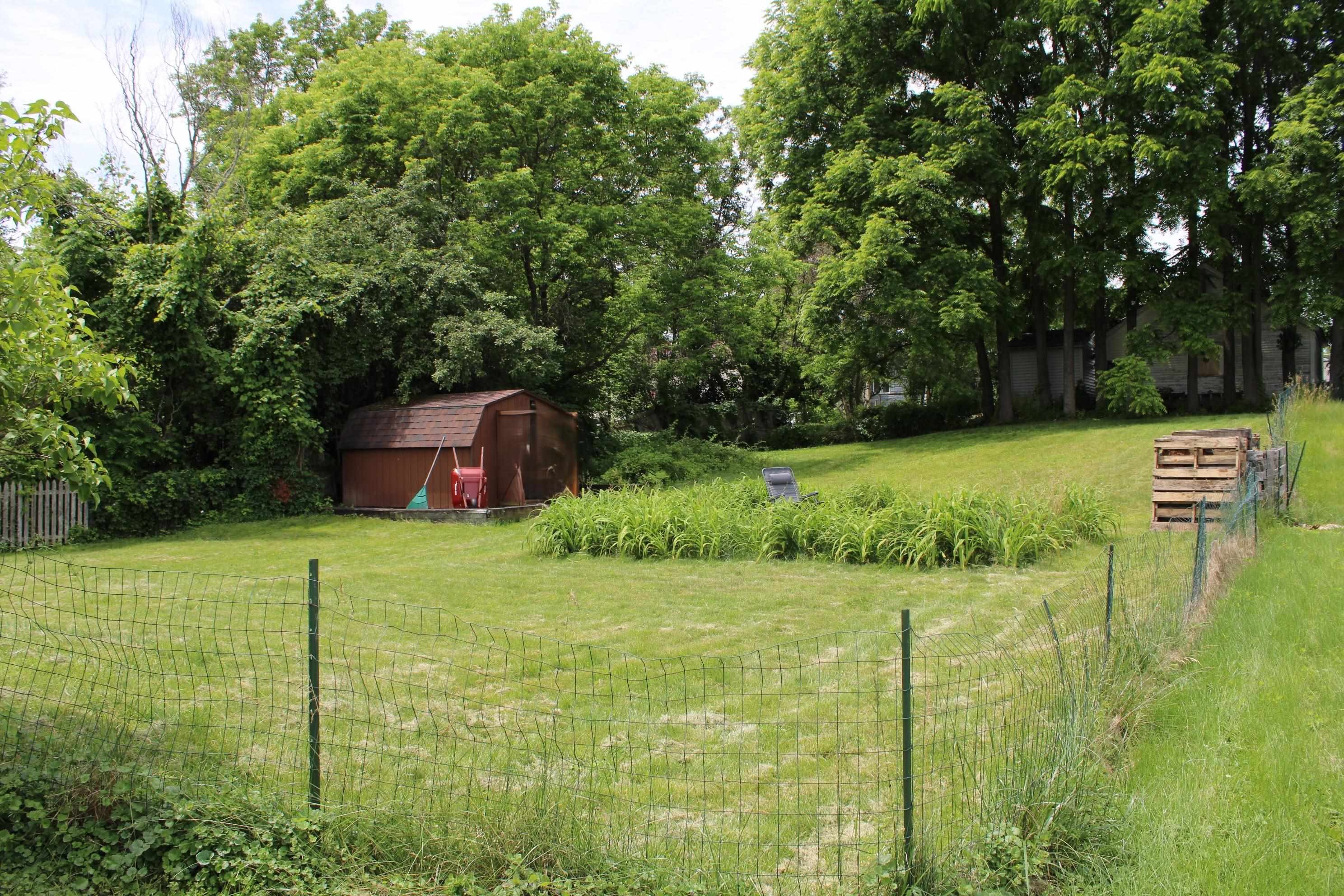 19 Phillips Street Rutland, VT 05701 - Photo 7 of 35