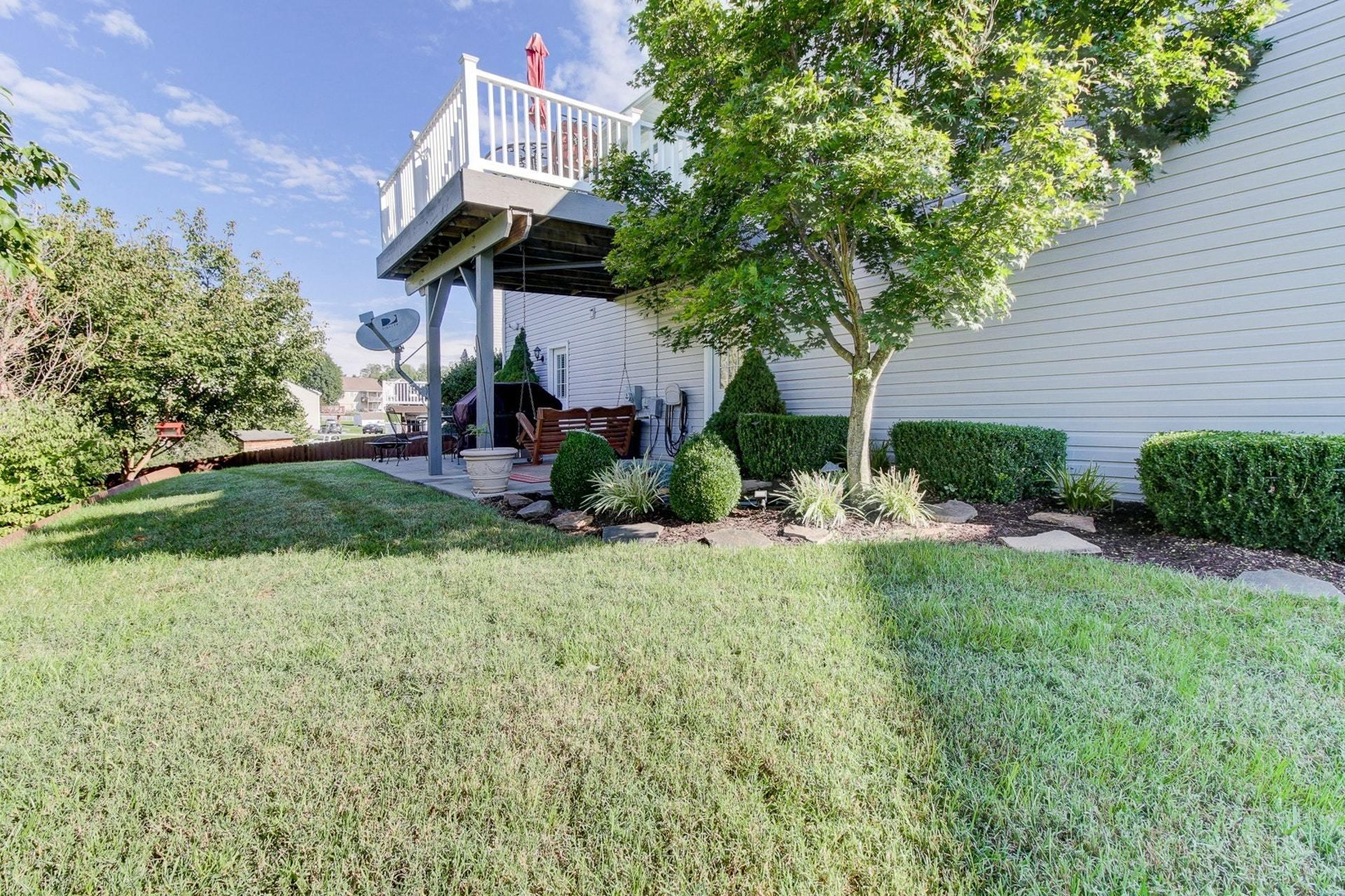 1737 Meadows Road Vinton, VA 24179 - Photo 32 of 37 a view of a house with backyard