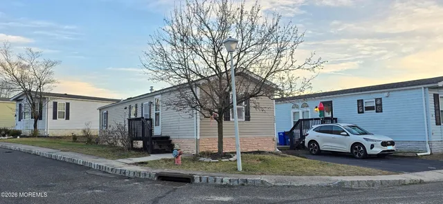 $138,000 | 71 Seattle Slew Drive, Howell, NJ 07731