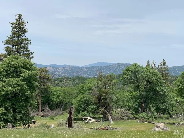 $325,000 | Undisclosed Address, Bakersfield, CA 93308