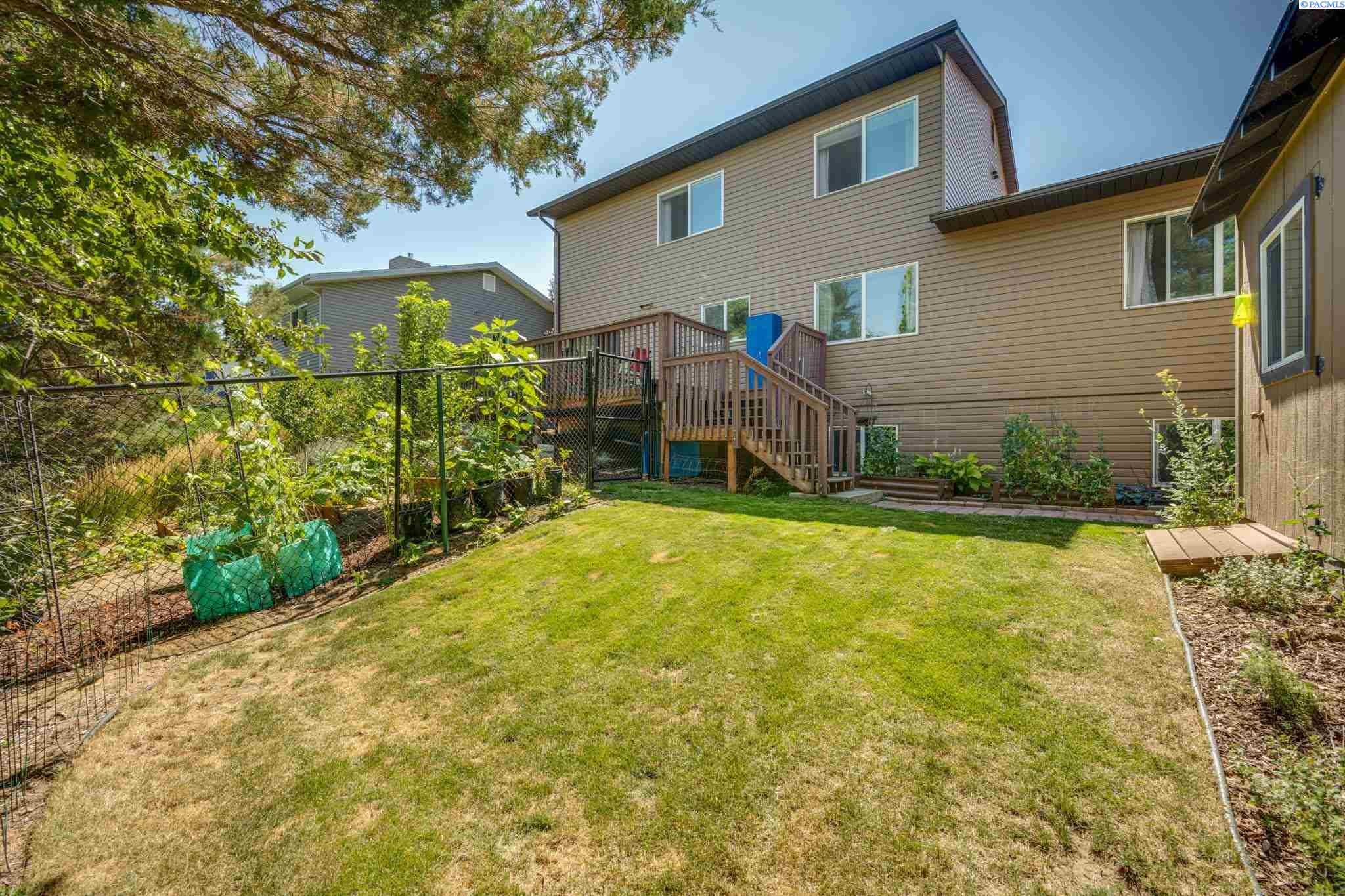 800 Southeast Edge Knoll Drive Pullman, WA 99163 - Photo 25 of 30 Gallery Image 25