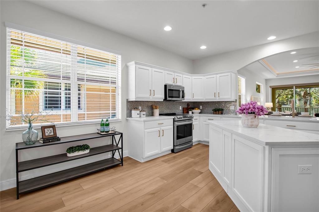 6508 Moorings Point Circle, Unit 201 Lakewood Ranch, FL 34202 - Photo 11 of 63