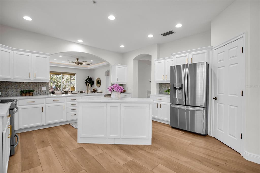 6508 Moorings Point Circle, Unit 201 Lakewood Ranch, FL 34202 - Photo 10 of 63