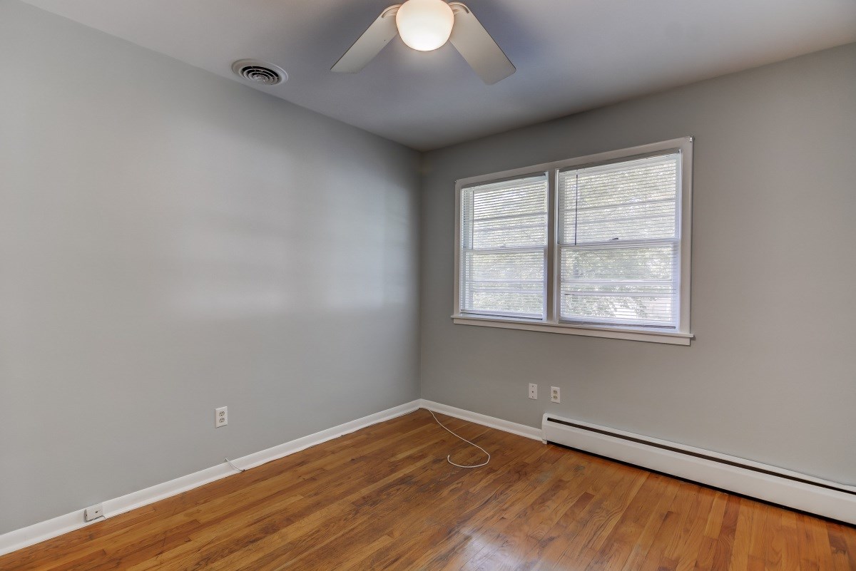 2017 Cambridge Road Springfield, IL 62704 - Photo 23 of 36 Gallery Image 23