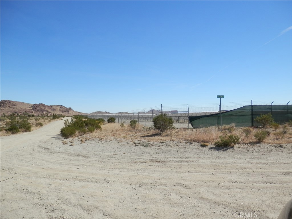0 Dawn Road Rosamond, CA 93560 - Photo 9 of 13 a view of a backyard of a house