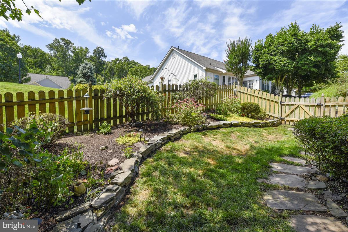 13510 Ryton Ridge Lane Gainesville, VA 20155 - Photo 14 of 57 Perfect size and amount of sunshine!