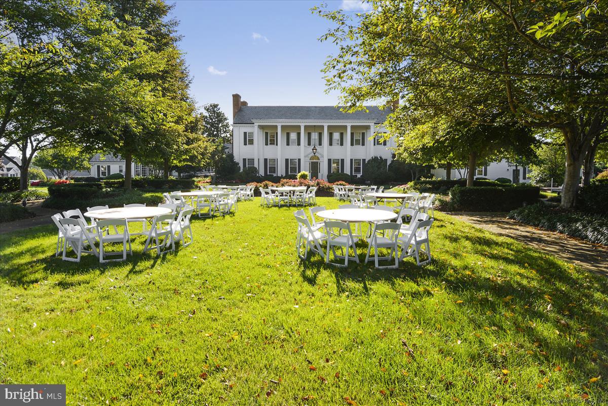 13510 Ryton Ridge Lane Gainesville, VA 20155 - Photo 49 of 57 Indoor and outdoor entertaining and relaxing