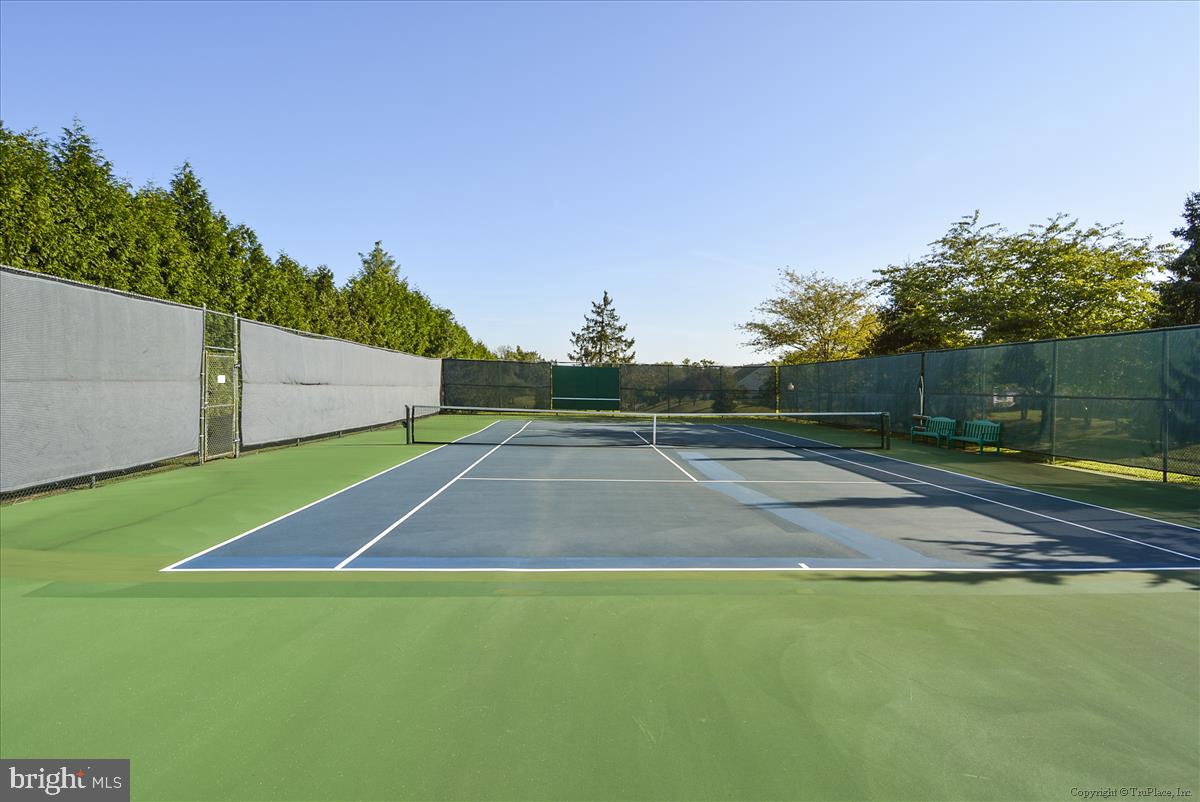 13510 Ryton Ridge Lane Gainesville, VA 20155 - Photo 51 of 57 Tennis, golf and many more activities await you!