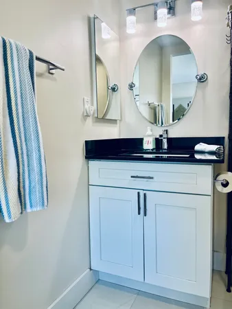 $2,400 | 3000 Presidential Way, Unit 306, West Palm Beach, FL 33401