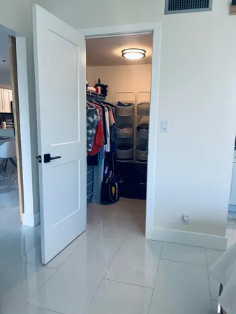 $2,400 | 3000 Presidential Way, Unit 306, West Palm Beach, FL 33401