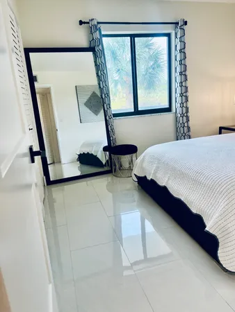 $2,400 | 3000 Presidential Way, Unit 306, West Palm Beach, FL 33401