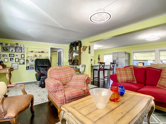 $239,999 | 4215 Meadowview Drive, Boynton Beach, FL 33436