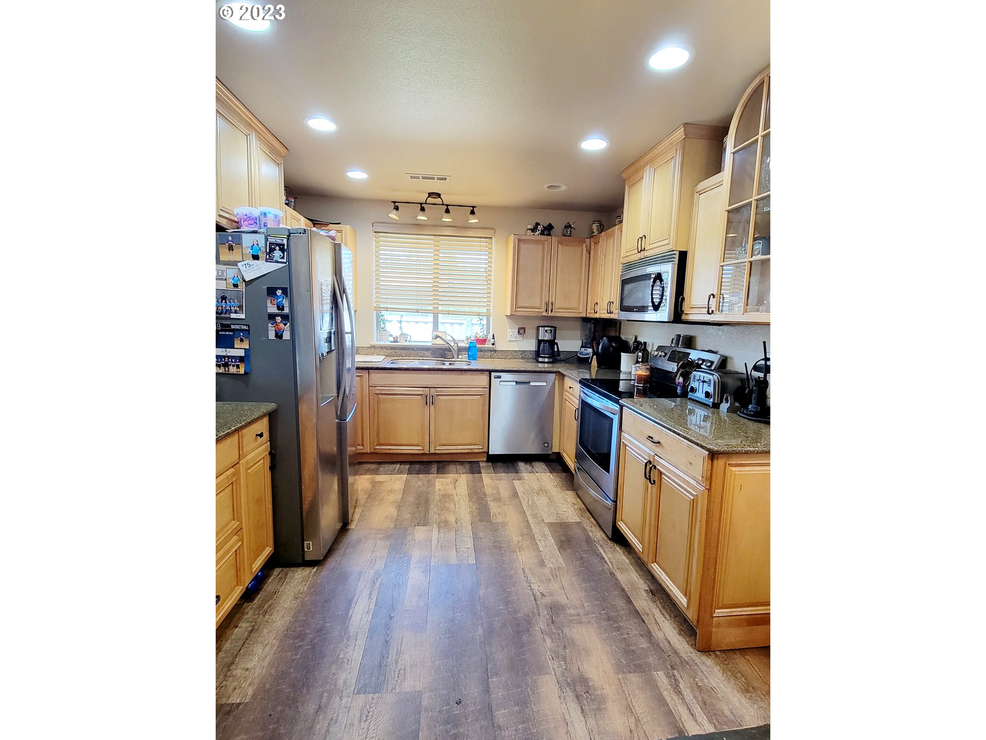 406 Azalea Park Road Brookings, OR 97415 - Photo 11 of 25 Gallery Image 11